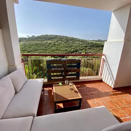 Apartment Alcaidesa דירה אלקאידסה